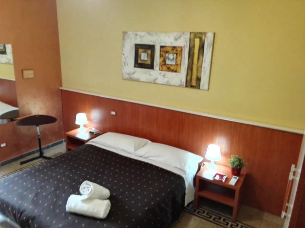 Domus Carmanello Hotel *